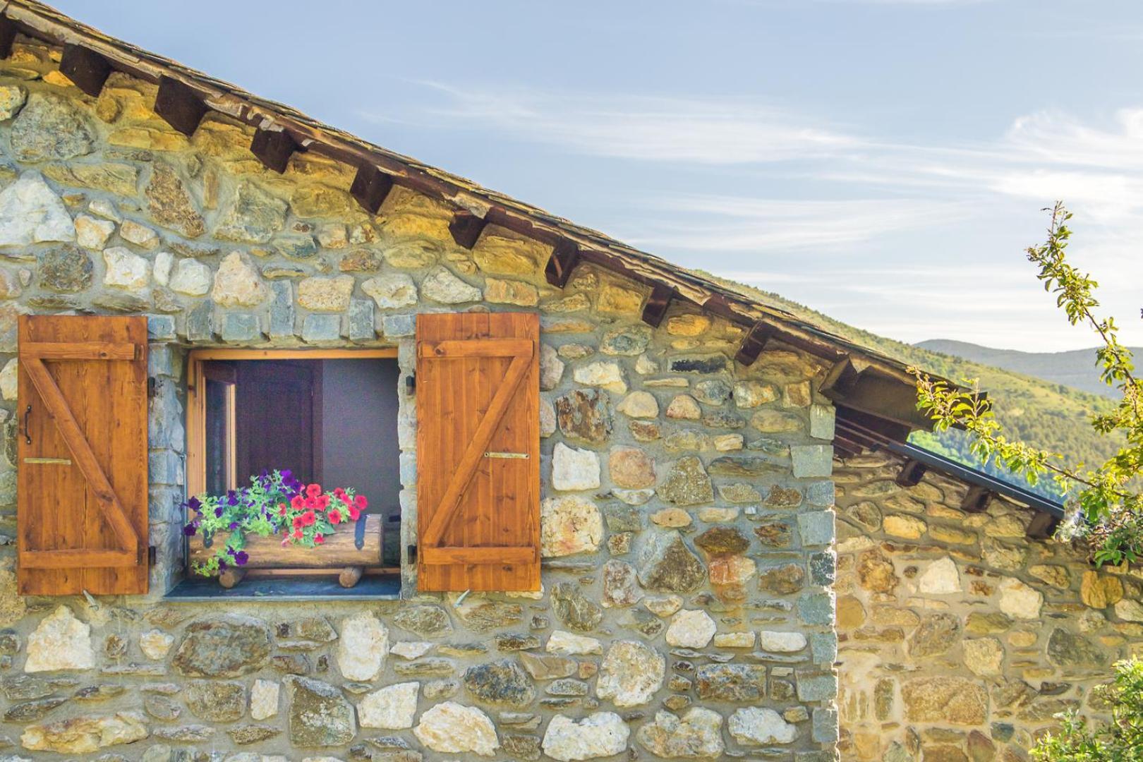 La Masia Del Taulat Chambres D'Hotes Llo Exterior photo